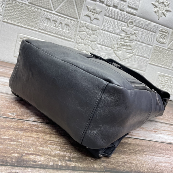 スーパーコピーブランドバッグ角部分ディテール